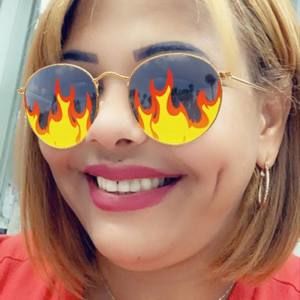 Meet your Posher, Reyes